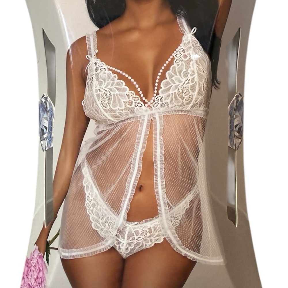 Dreamgirl y2k style deadstock bridal white lingerie set